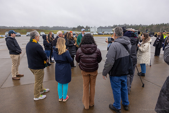 11.23.25_helo_townhall-66