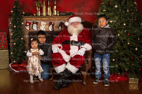 2017_Portraits_With_Santa-94