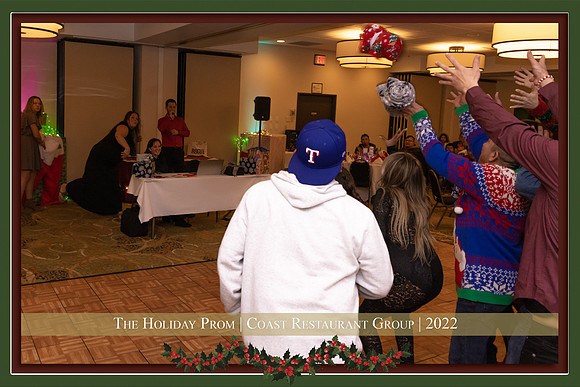Coast_Restaurant_Group_party-118