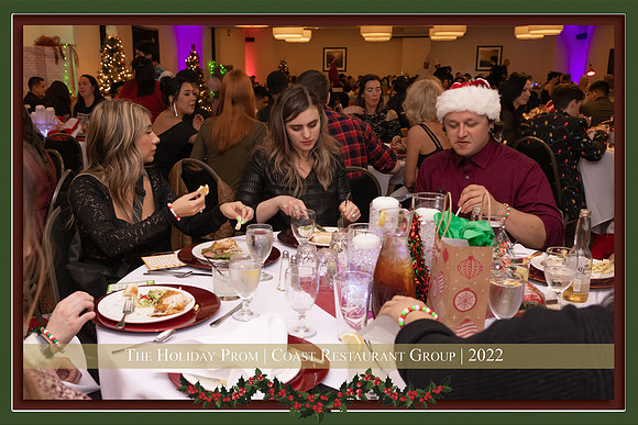 Coast_Restaurant_Group_party-57
