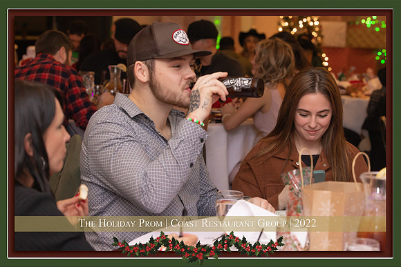 Coast_Restaurant_Group_party-63