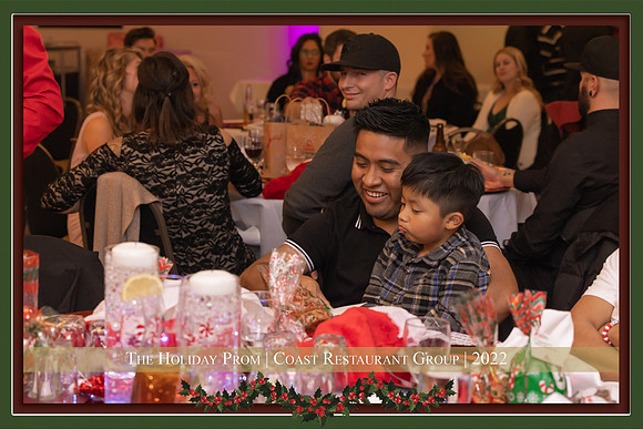 Coast_Restaurant_Group_party-107