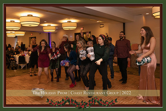 Coast_Restaurant_Group_party-117
