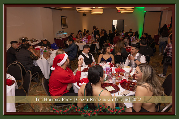 Coast_Restaurant_Group_party-44
